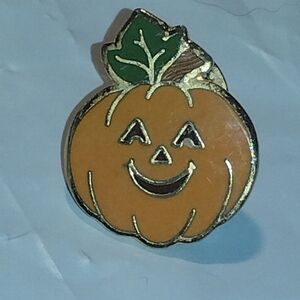 Pumpkin Brooch with Green Leaf Accent